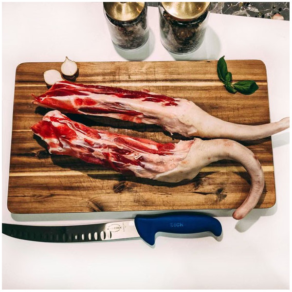 Pork tails - a natural source of flavor and collagen | super-stek.pl