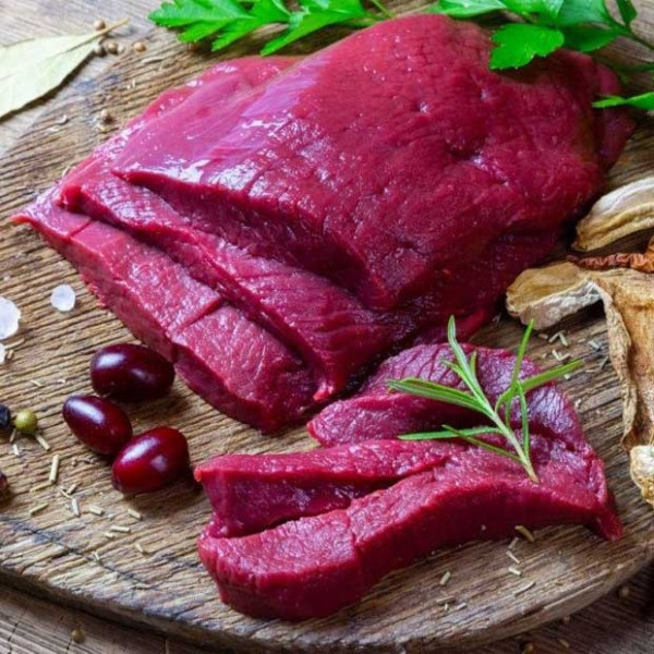 Rehkeule-Steak ohne Knochen – zartes Wildfleisch | super-stek.pl
