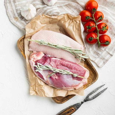 Goose breast with bone – juicy meat for roasting | super-stek.pl
