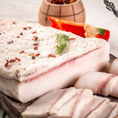 Salted bacon with pepper – bold taste and crispness | super-stek.pl