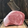 Stek z antrykotu Wagyu A5 – mięso wołowe najwyższej jakości z charakterystycznym marmurkiem | super-stek.pl.
