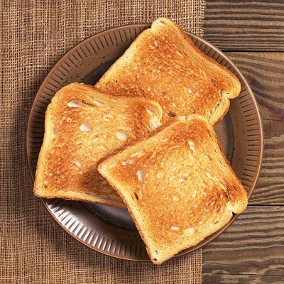 Natural wheat toast bread perfect for homemade toasts | super-steak