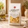 Makaron Pappardelle La Molisana, szerokie wstążki z pszenicy durum, włoski makaron idealny do mięsnych i kremowych sosów.