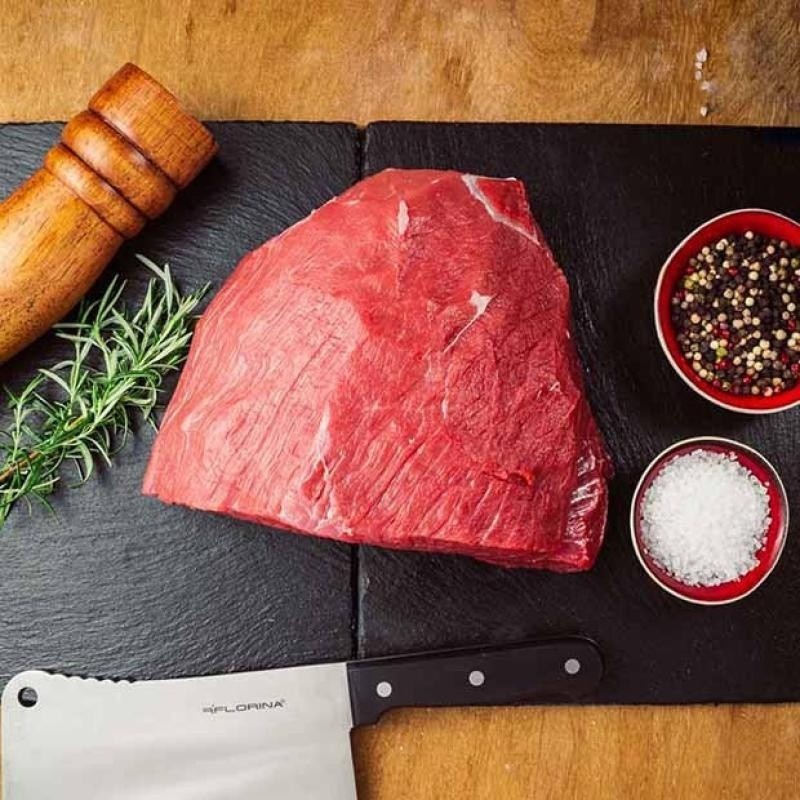 Świeży udziec wołowy bez kości – mięso na steki i pieczeń | super-stek.pl