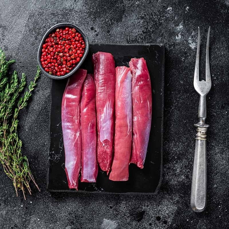 Polędwiczki sarny – mięso o wyjątkowym smaku i aromacie | super-stek.pl
