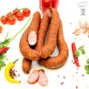 Kiełbasa weselna, tradycyjnie wędzona wędlina wieprzowa, soczysta i aromatyczna, idealna na kanapki i deski wędlin.