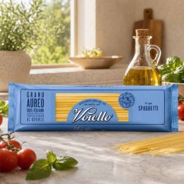 Makaron Voiello Spaghetti, włoski makaron z semoliny pszenicy durum, idealny do klasycznych sosów i dań kuchni włoskiej.