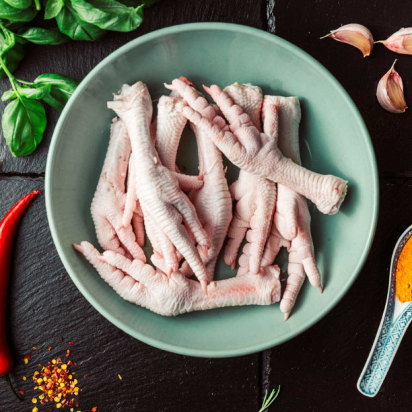 Chicken feet rich in collagen, perfect for broths | super-stek.pl