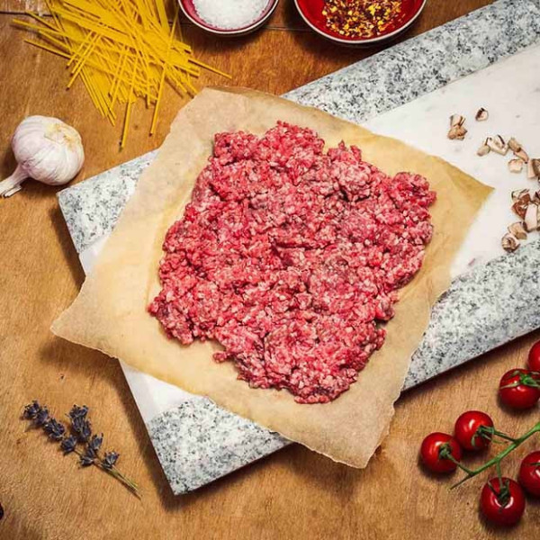 Gemahlenes Rindernackenfleisch aus Podlasien - Burger und Spaghetti | super-stek.pl