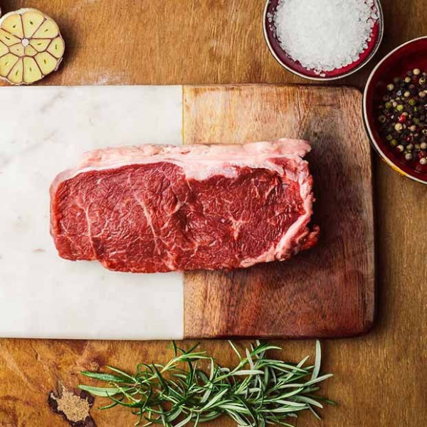 New York dojrzewający stek z rostbefu cena 112 zł/kg Sklep mięsny online