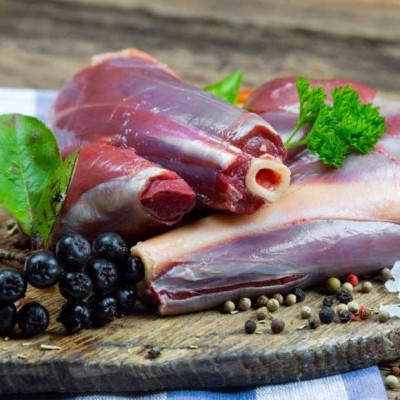 Venison knuckle – delicate and aromatic game meat | super-stek.pl