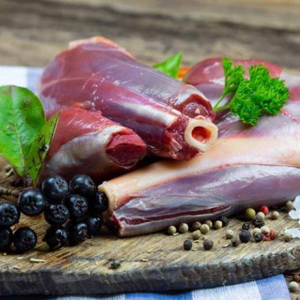 Venison knuckle – delicate and aromatic game meat | super-stek.pl